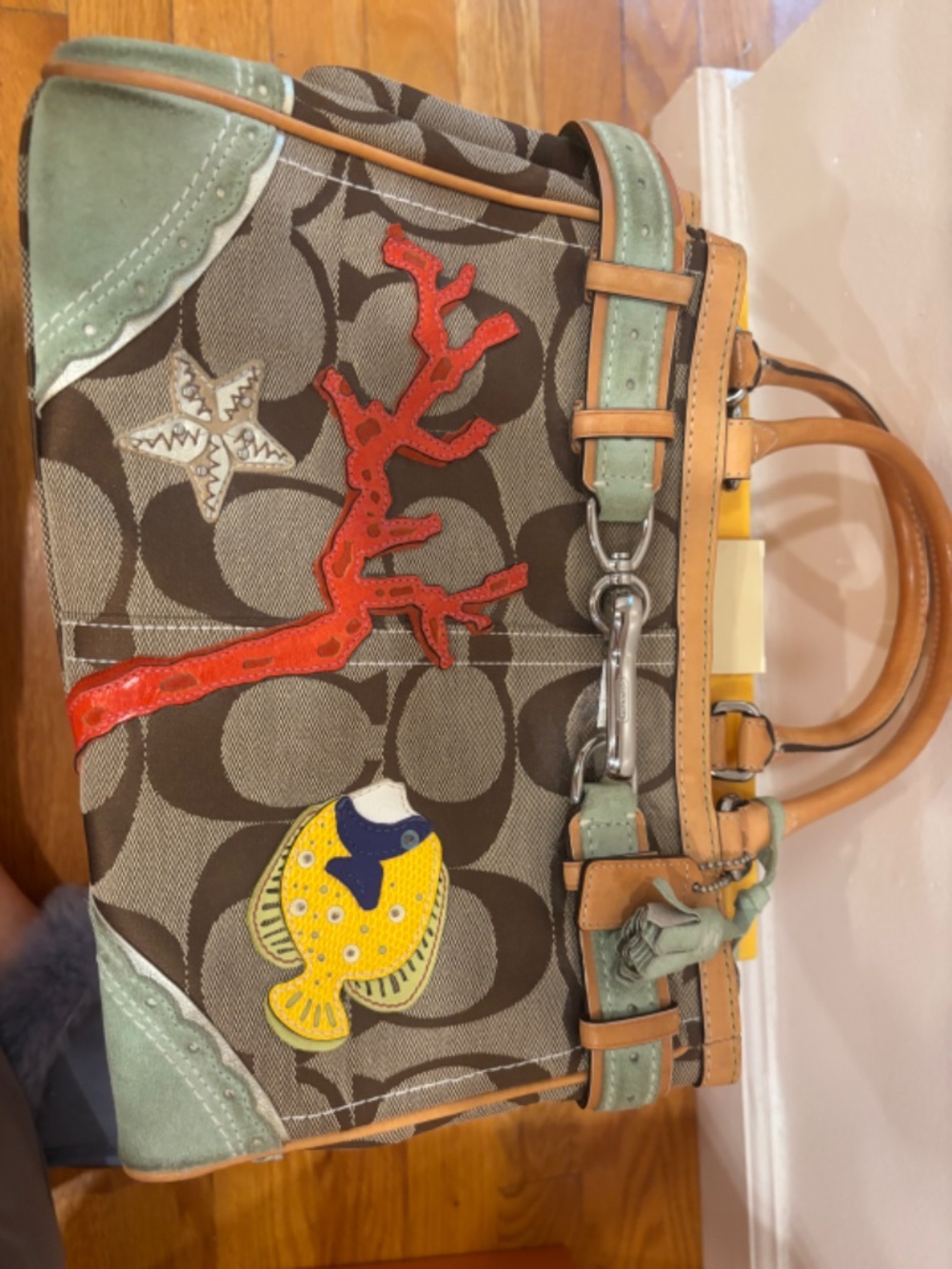 Coach/Limited Coral/Fish Bag/Multi Color - Picture 8 of 8